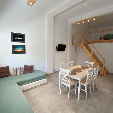 Tinos Youth Apartment Exteriör bild